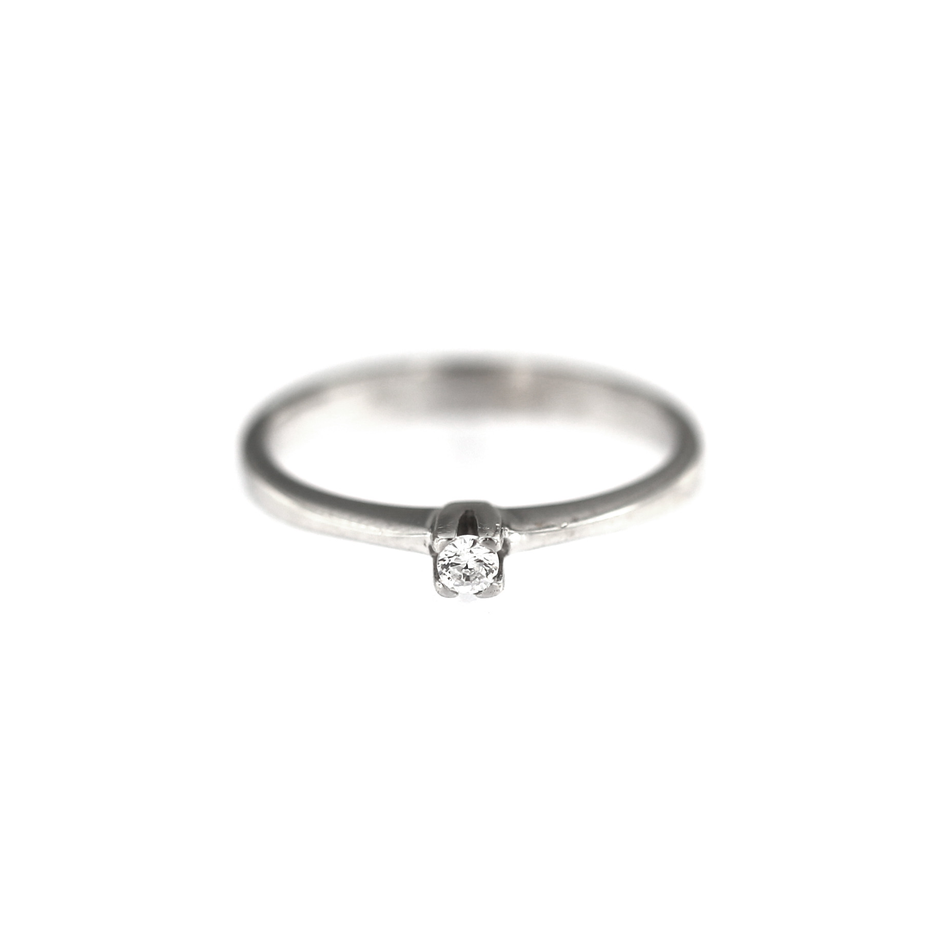 White gold engagement ring DBS01-01-17