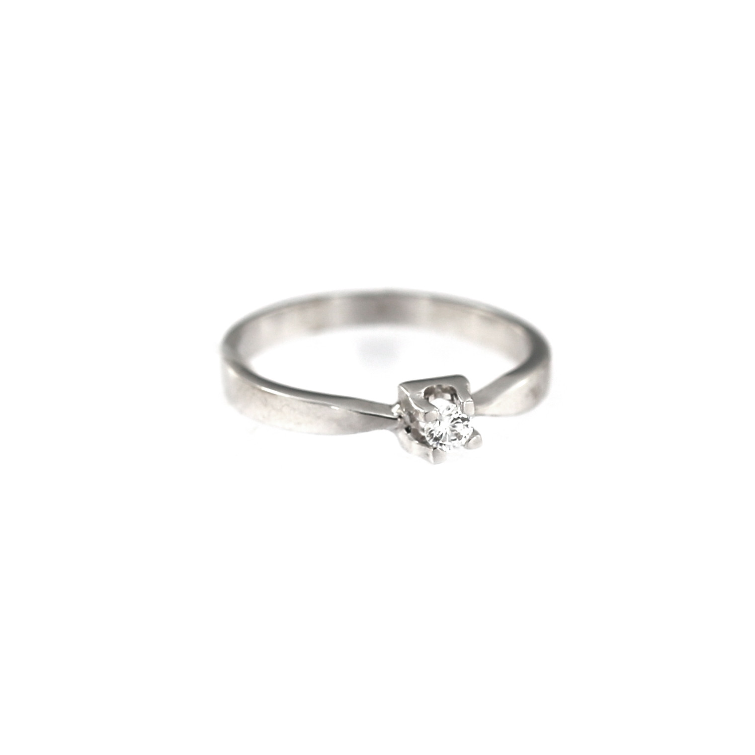 White gold engagement ring DBS01-01-23