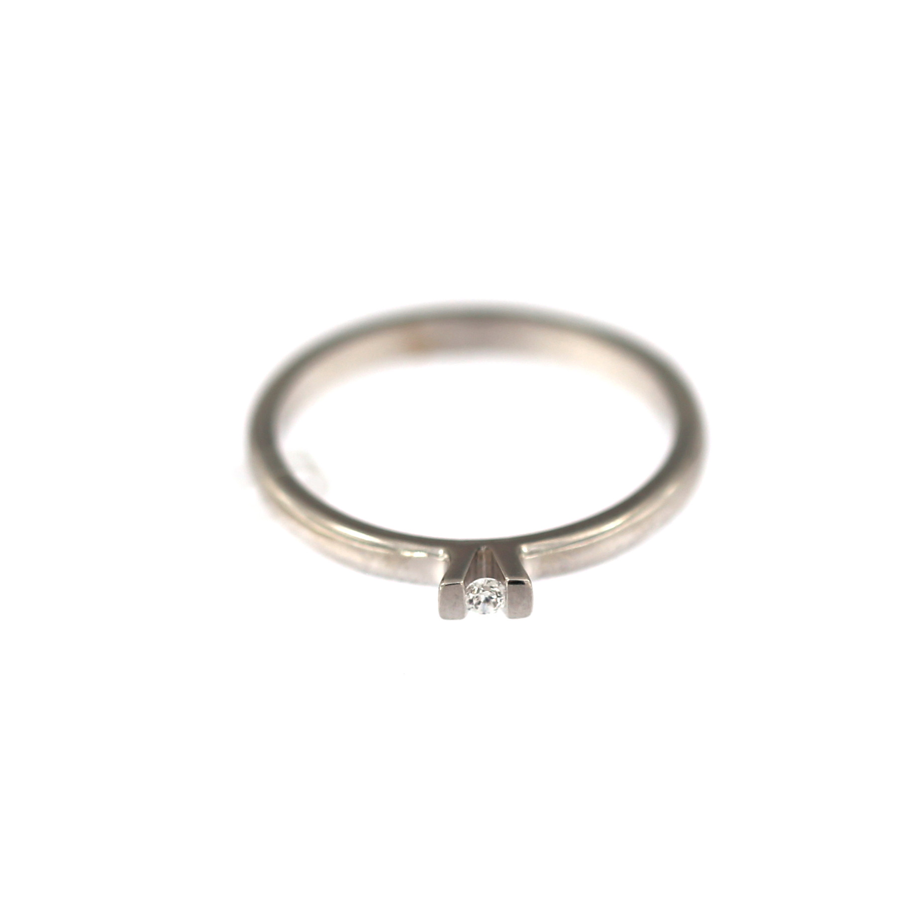 White gold engagement ring DBS01-07-12