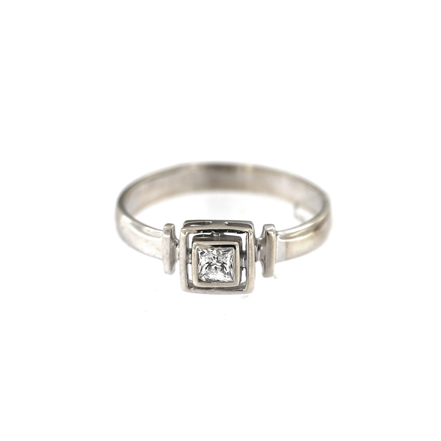 White gold engagement ring DBS01-09-07