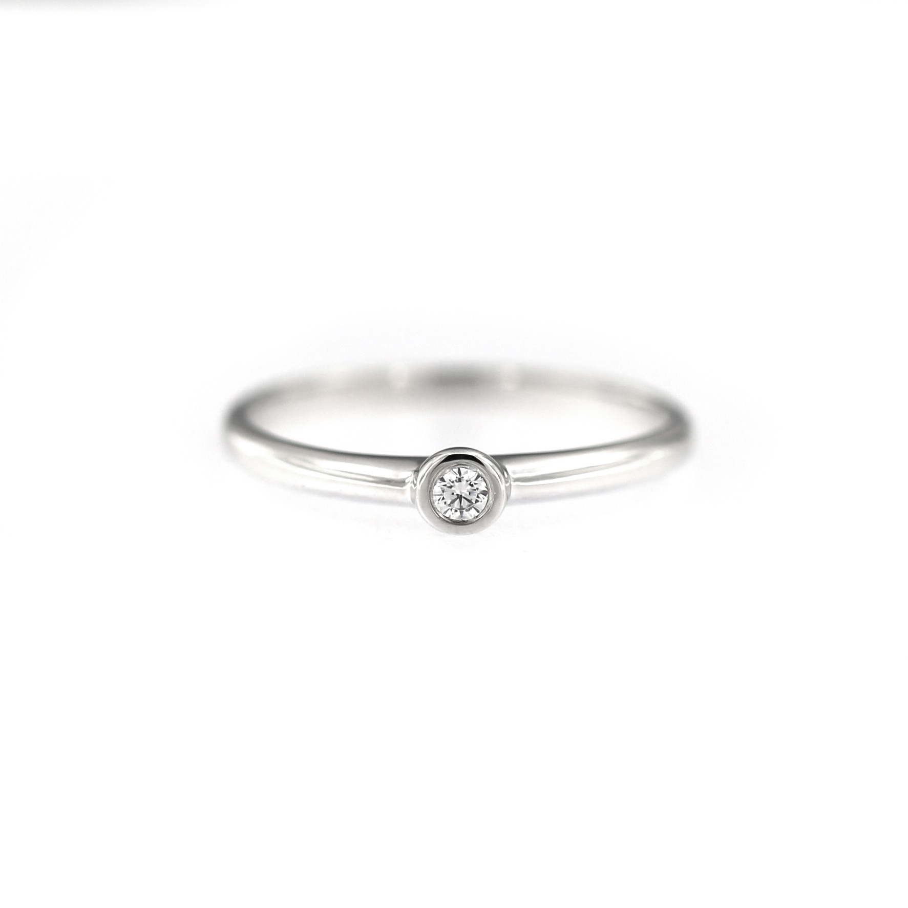 White gold engagement ring DBS01-06-02