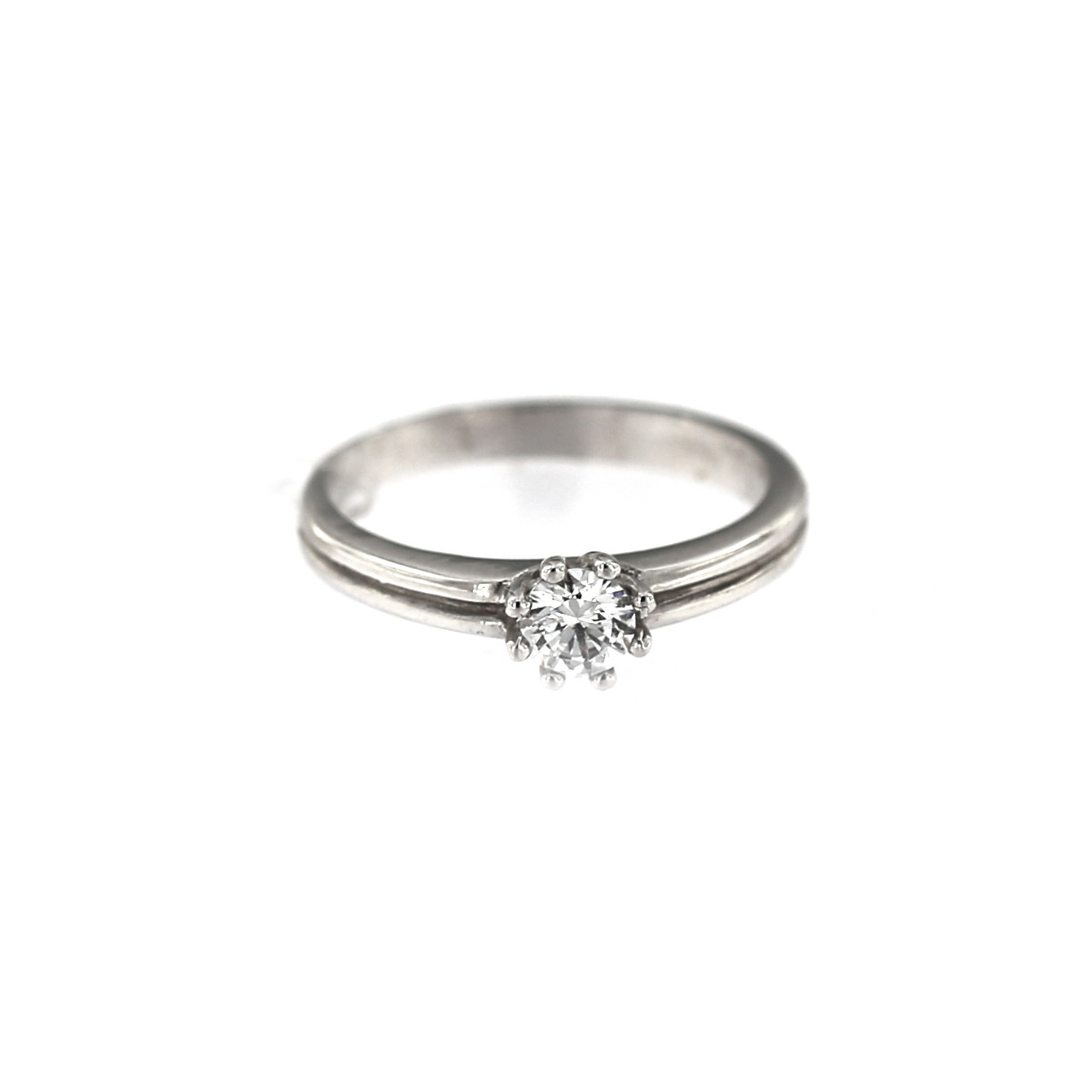 White gold engagement ring DBS01-05-01