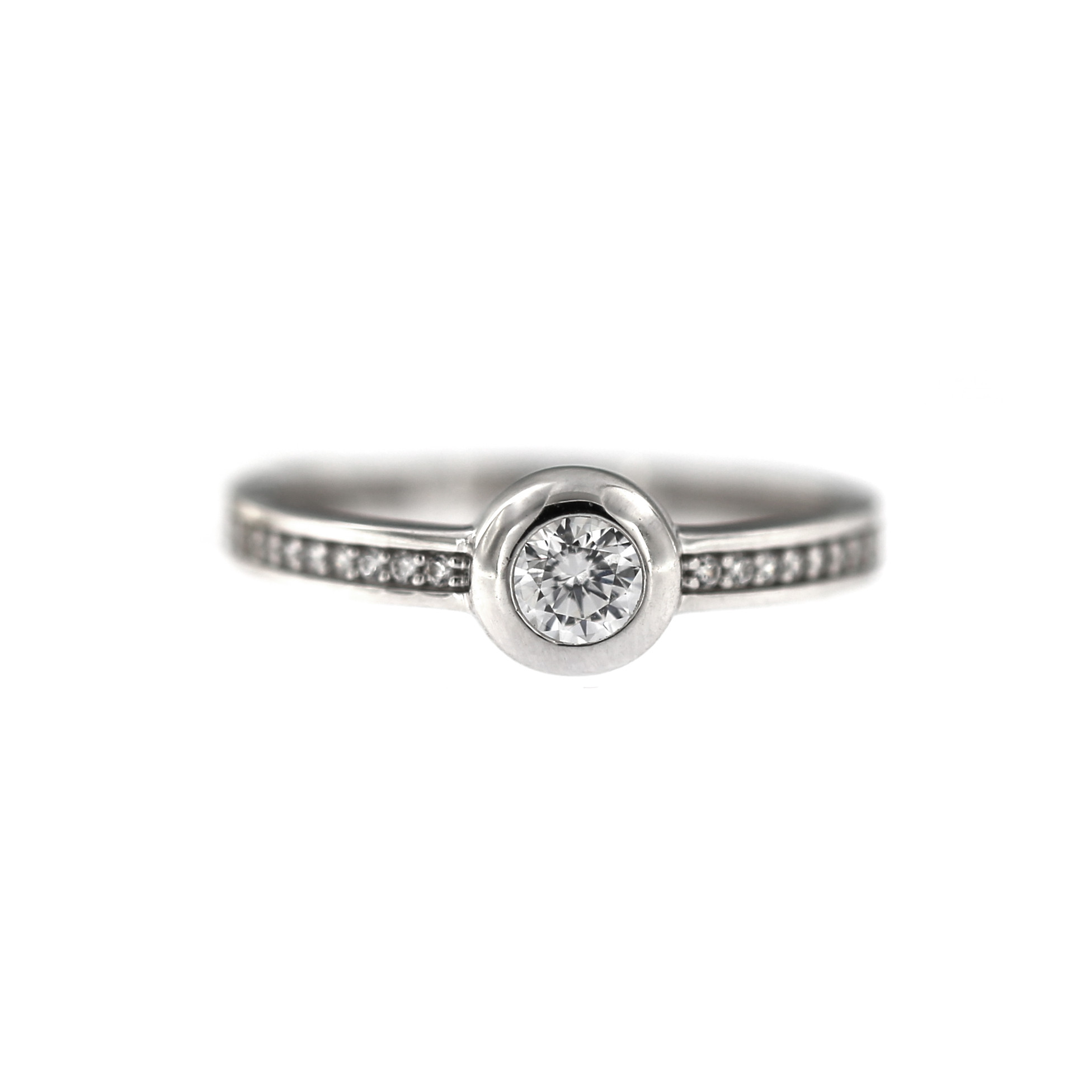 White gold engagement ring DBS03-02-08