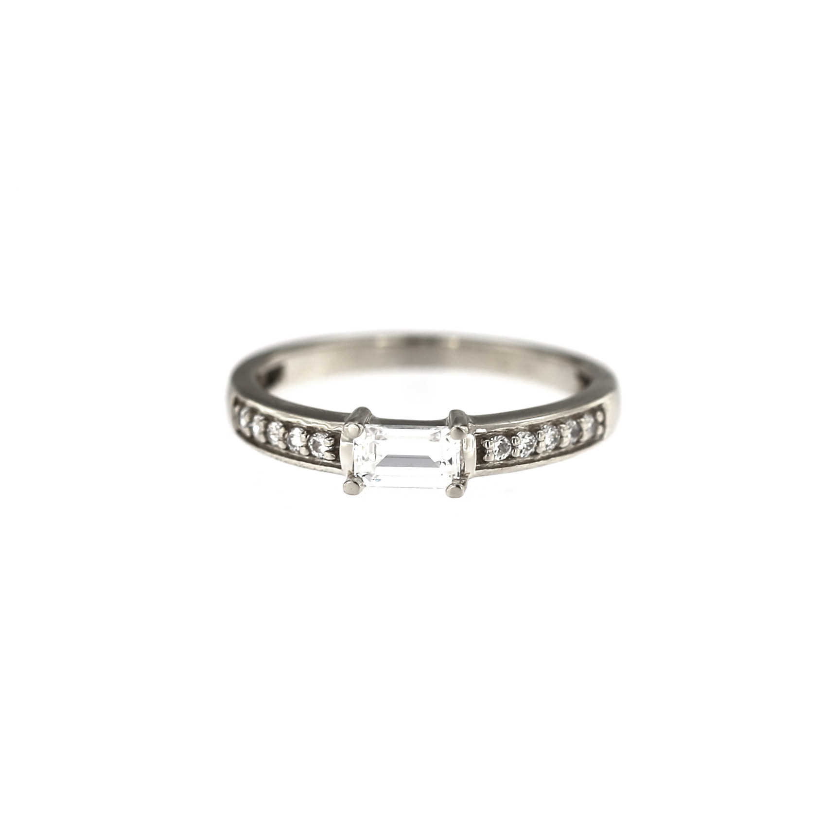 White gold engagement ring DBS03-03-05