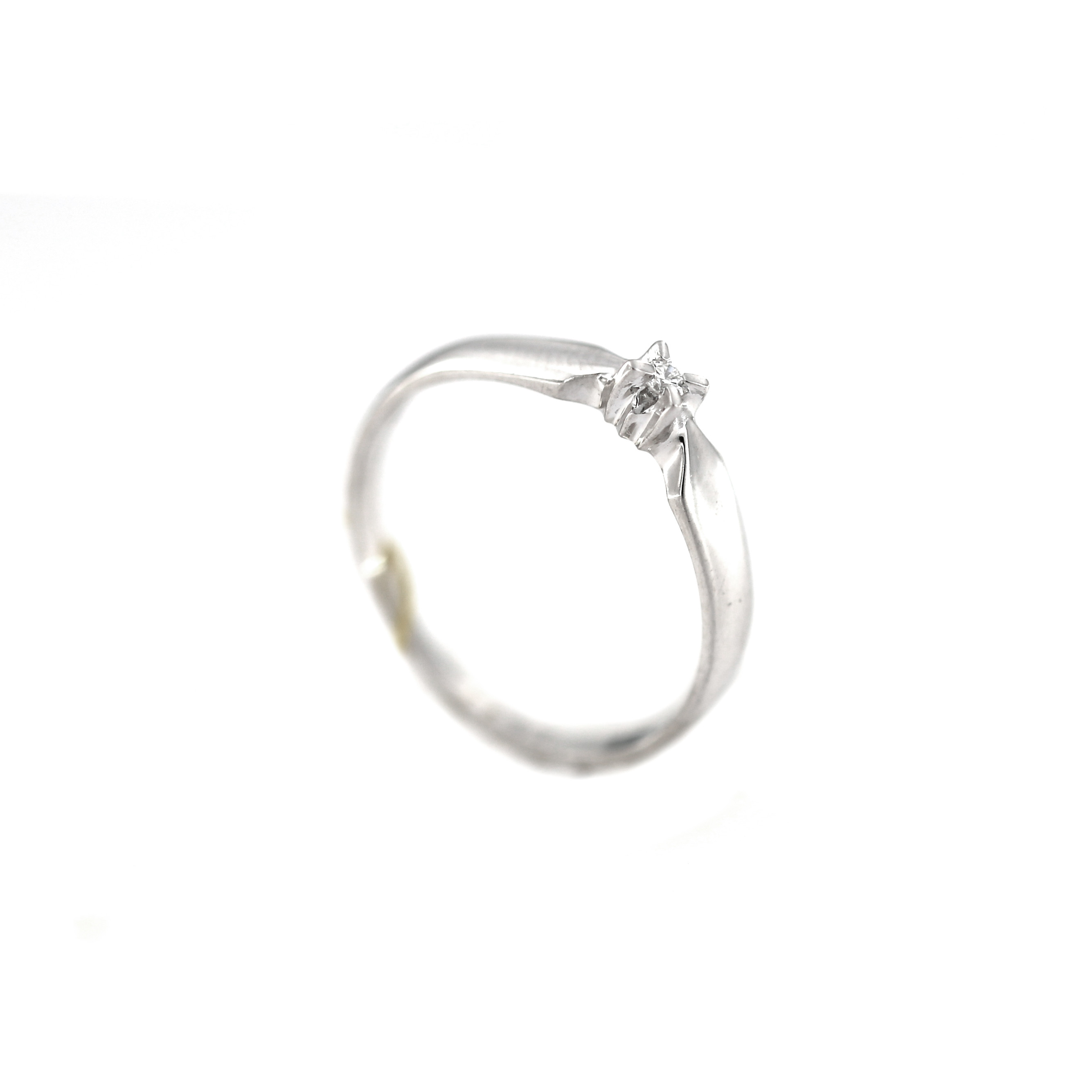 white gold one diamond ring