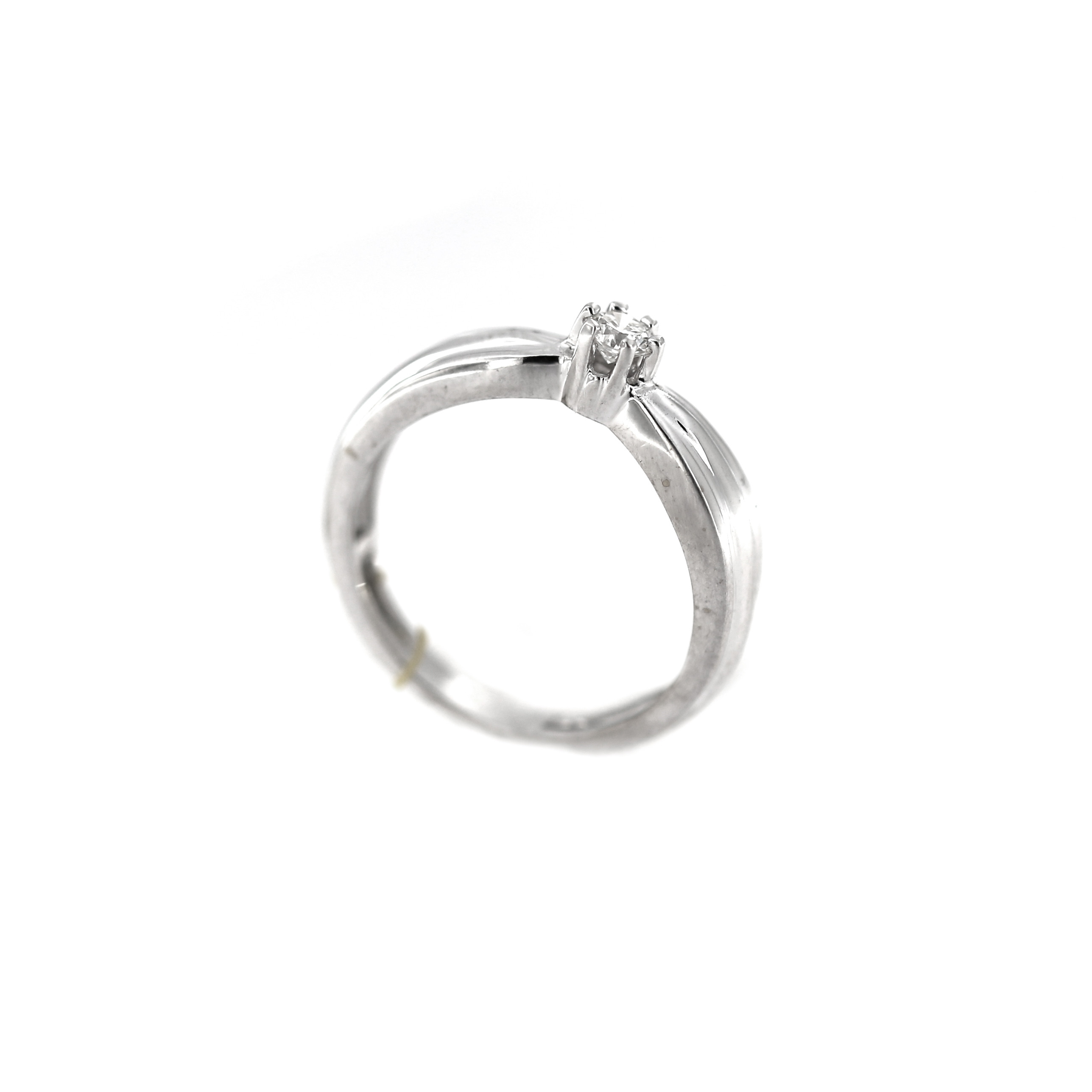 White gold engagement ring with diamond DBBR02-17