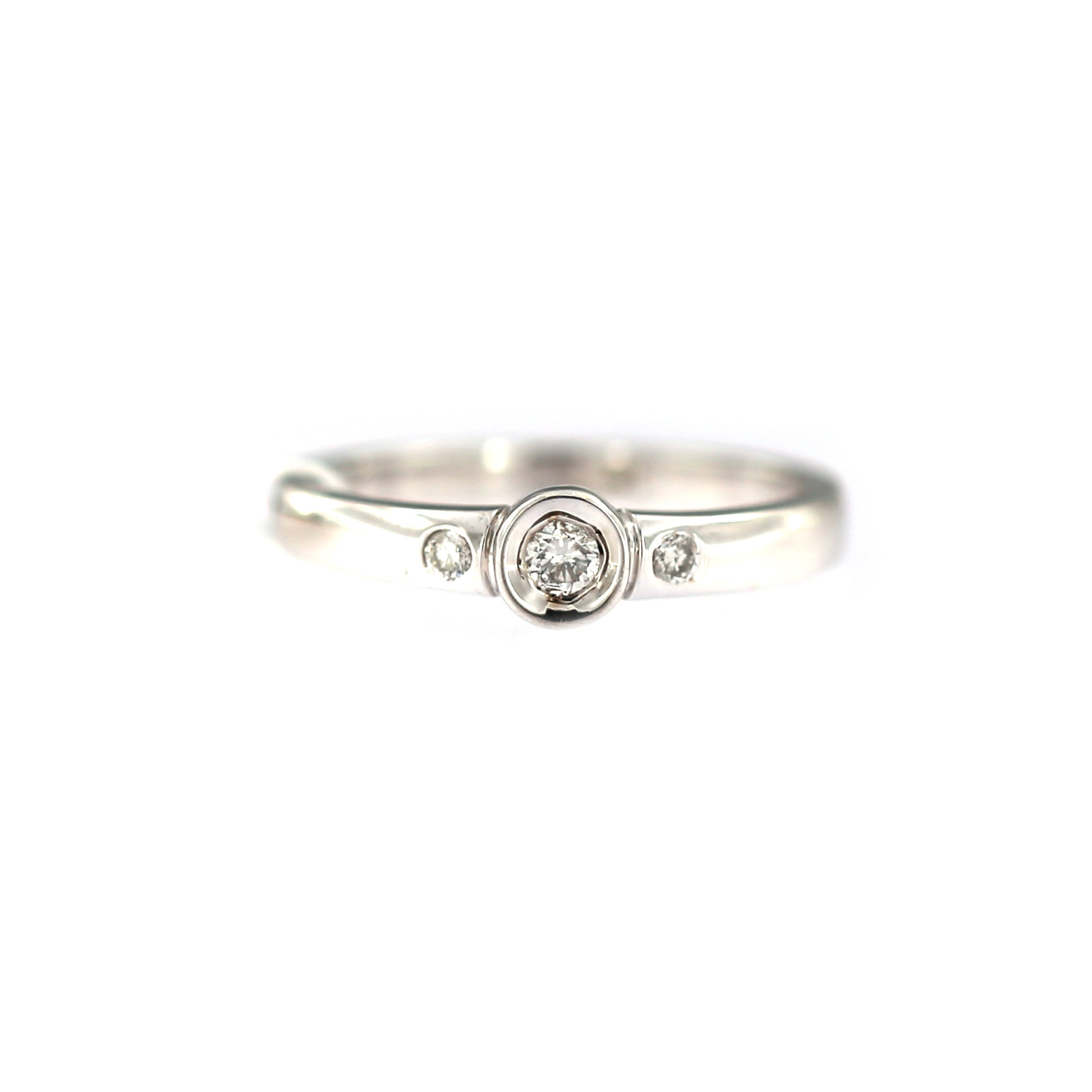 White gold engagement ring with diamonds DBBR10-03