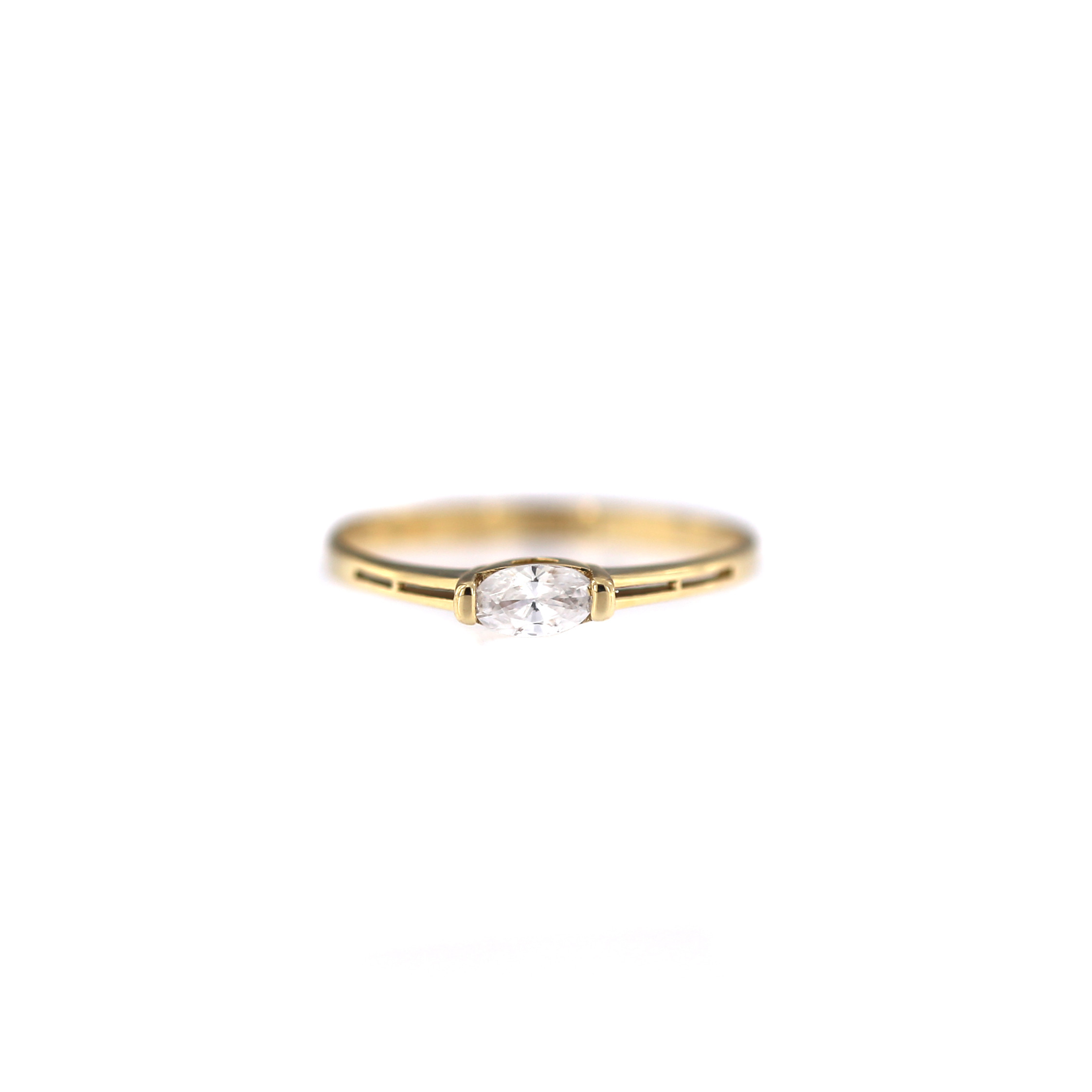 Yellow gold engagement ring DGS01-10-01