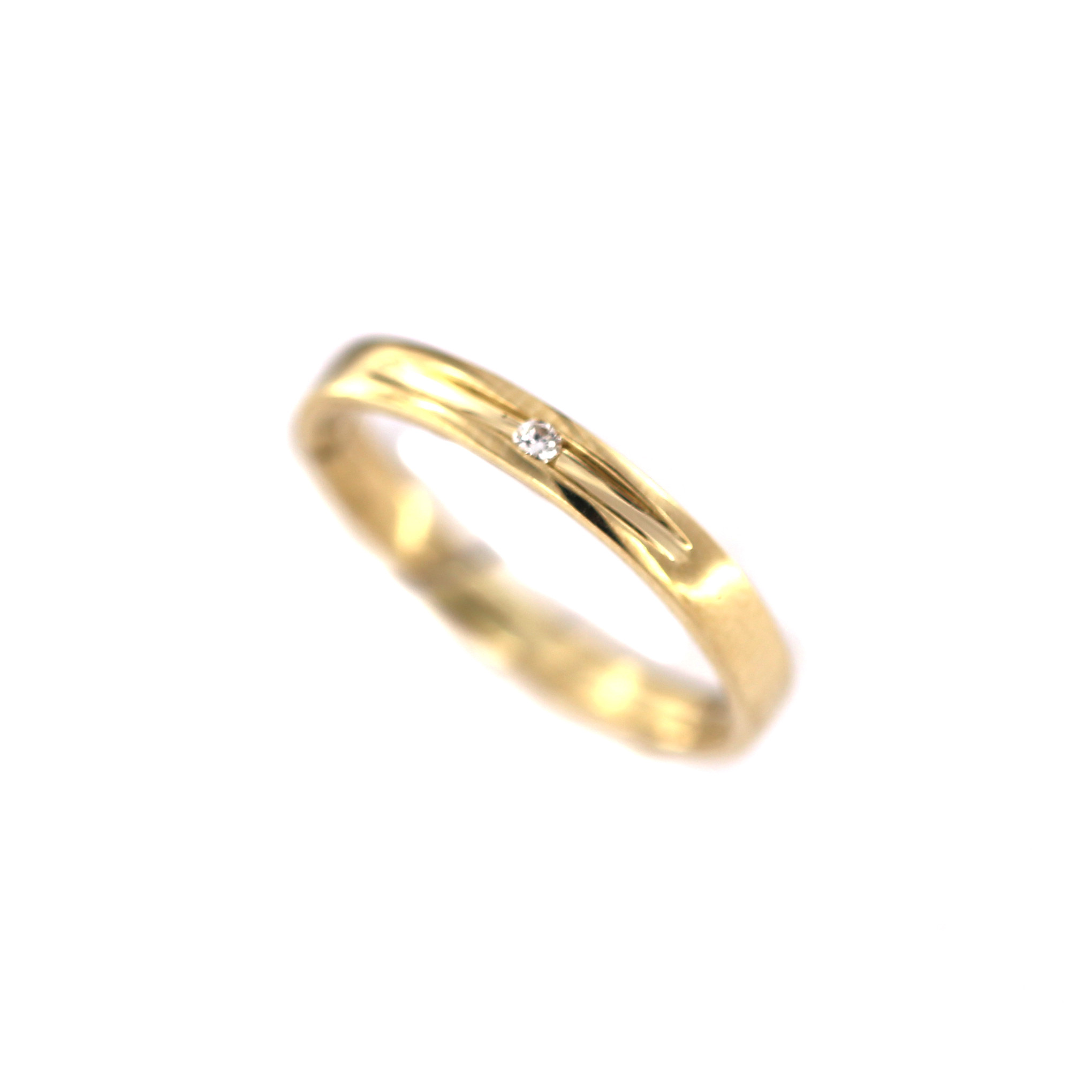 Yellow gold engagement ring with diamond DGBR07-27