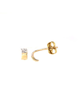 Yellow gold stud earrings...