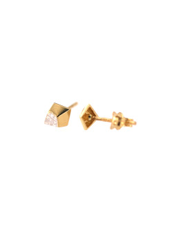 Yellow gold stud earrings...