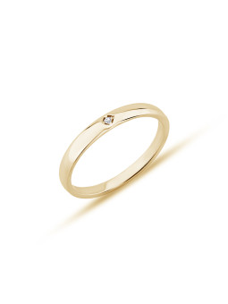 Yellow gold engagement ring...