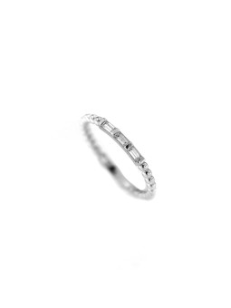 White gold zirconia ring...