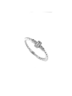 White gold zirconia ring...